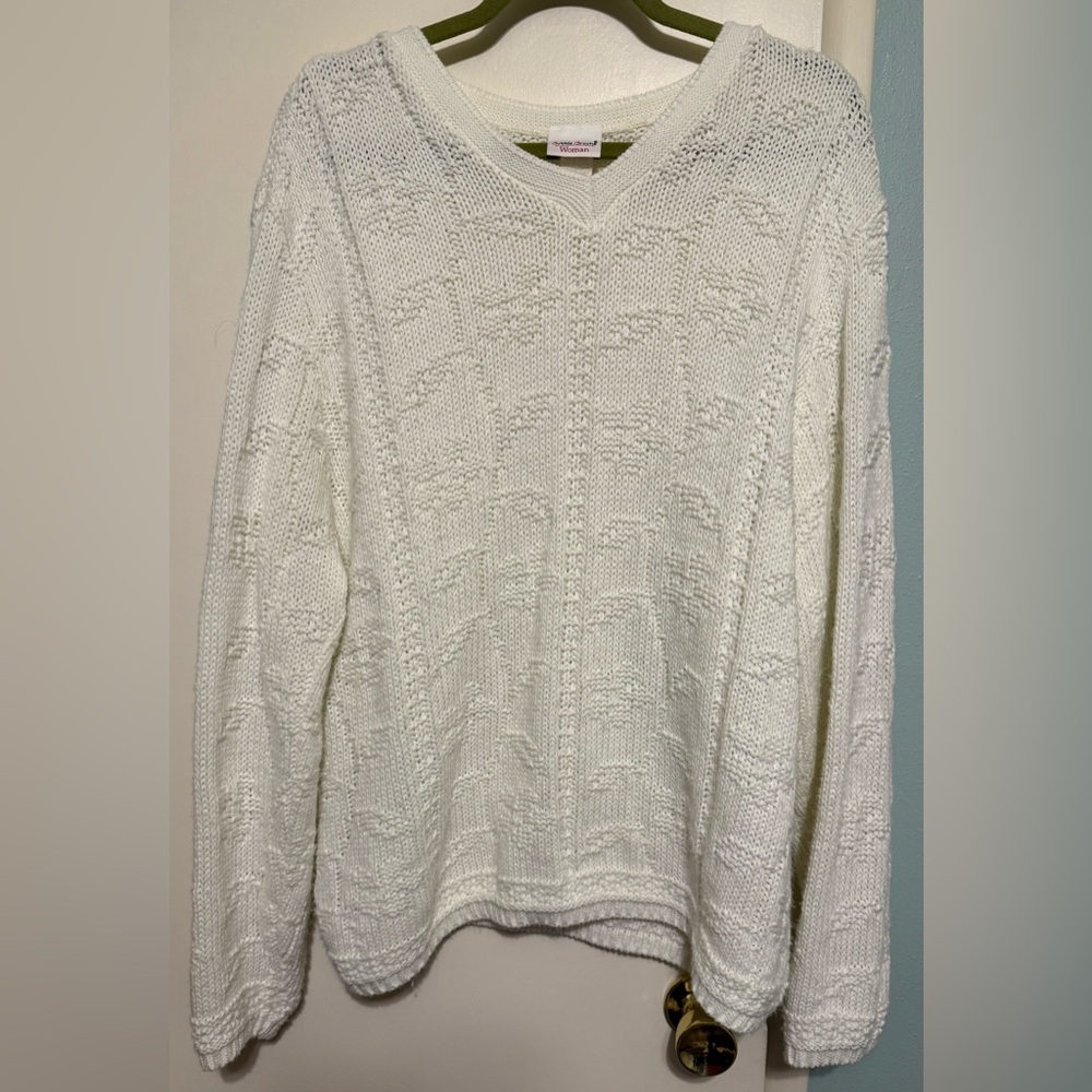 Bobbie Brooks V-Neck Sweater in Cream